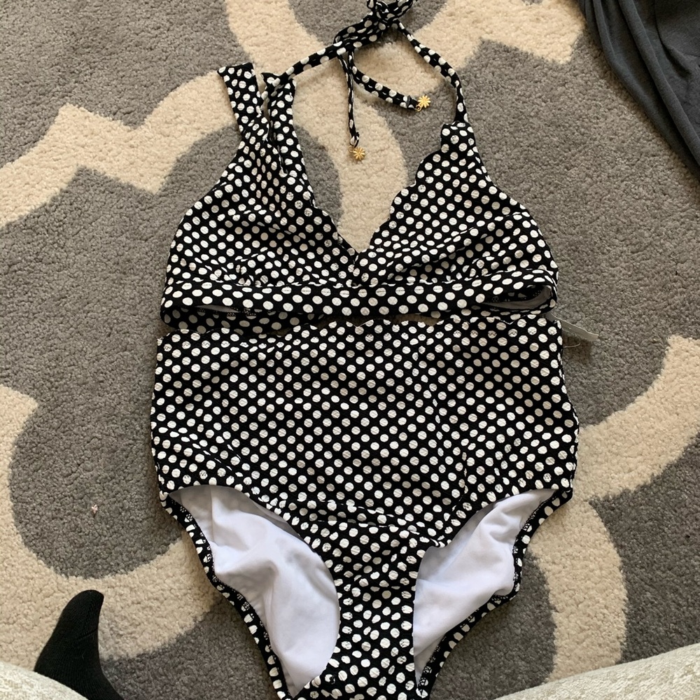 Polka dot high waisted bikini